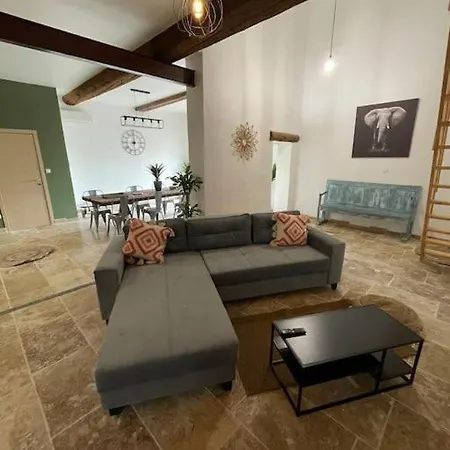 Maison De Charme Avec Piscine Monteux